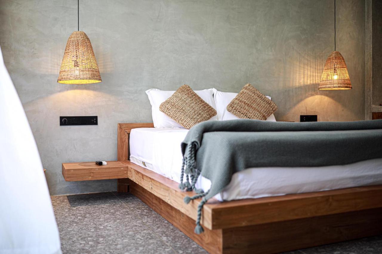 The Salty Pelican Yoga & Surf Retreat Dikwella Eksteriør bilde